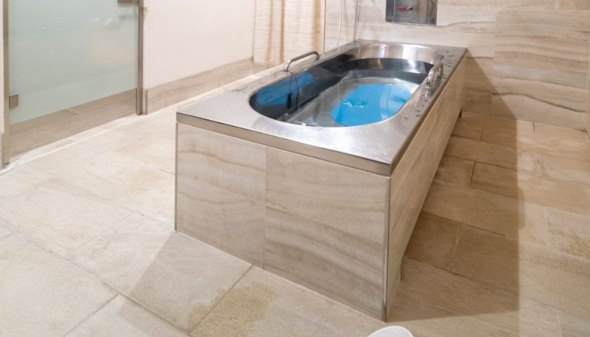 Schwefelbad, Radonbad oder Solebad: Welche Mineralbäder passen zu welchen Beschwerden?
