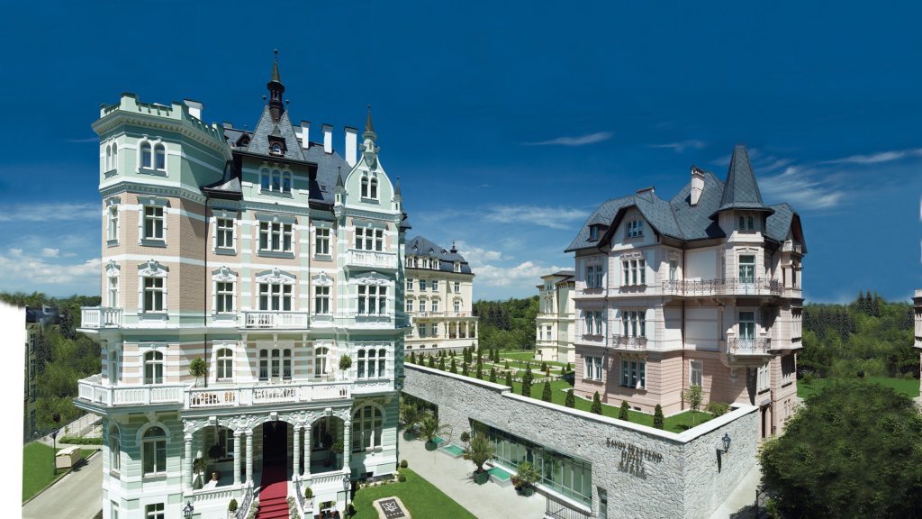 Top 5 luxuriöse Kurhotels in Karlsbad: Worin unterscheiden sie sich?