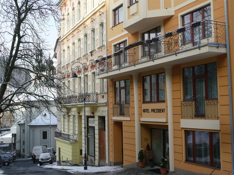 Top 5 luxuriöse Kurhotels in Karlsbad: Worin unterscheiden sie sich?