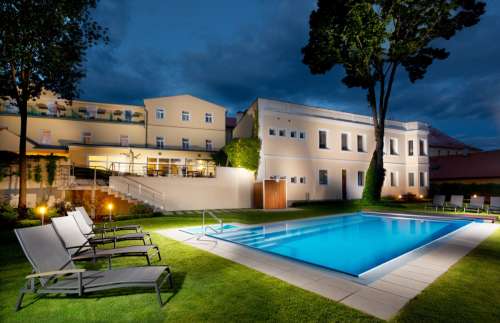 Hotel Reza - Spa holiday package image