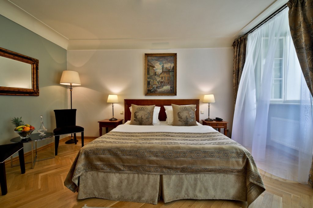 Appia Hotel Residences