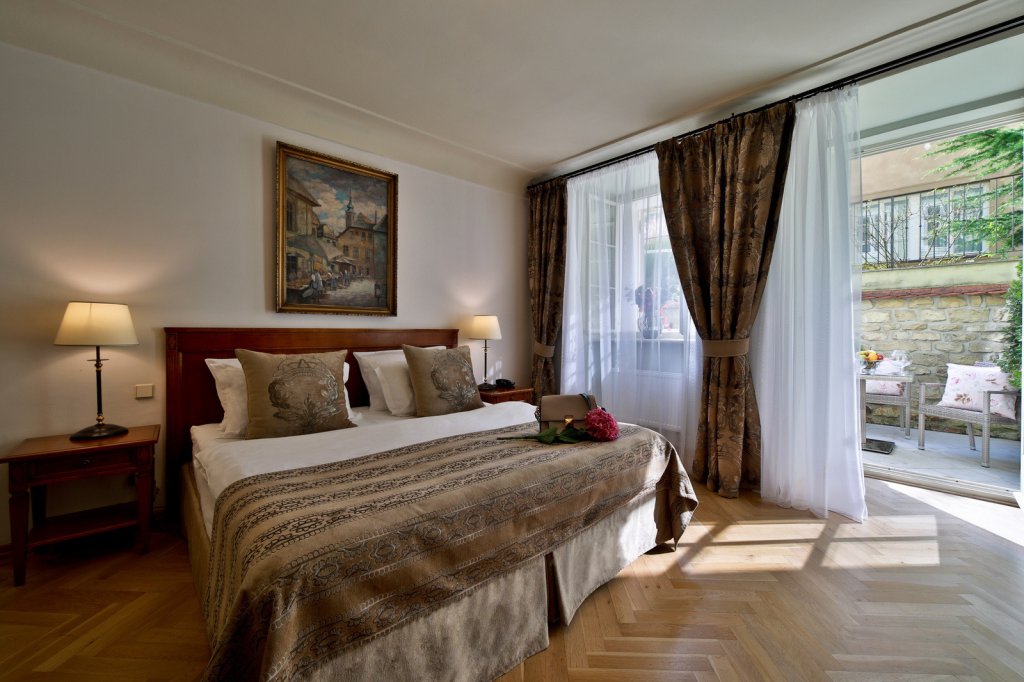 Appia Hotel Residences