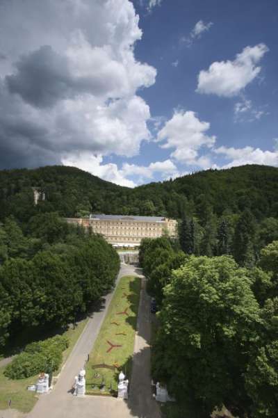 Karlovy Vary - Kurhotel Richmond picture