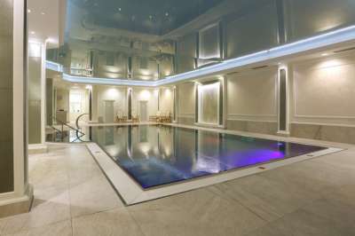 Karlovy Vary - Kurhotel Richmond picture