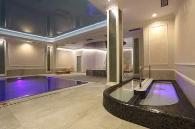 Karlovy Vary - Kurhotel Richmond picture