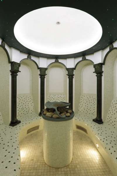Karlovy Vary - Kurhotel Richmond picture