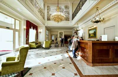 Karlovy Vary - Kurhotel Richmond picture