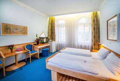 Karlsbad - Hotel Slovan picture
