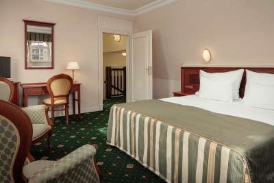 Karlovy Vary - Humboldt Park Hotel & Spa picture