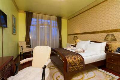 Marienbad - Rübezahl Luxury Historical Castle Hotel picture