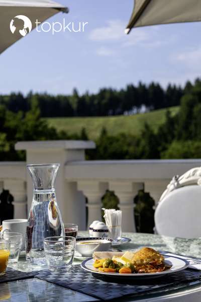 Mariánské Lázně - Esplanade Spa & Golf Resort picture